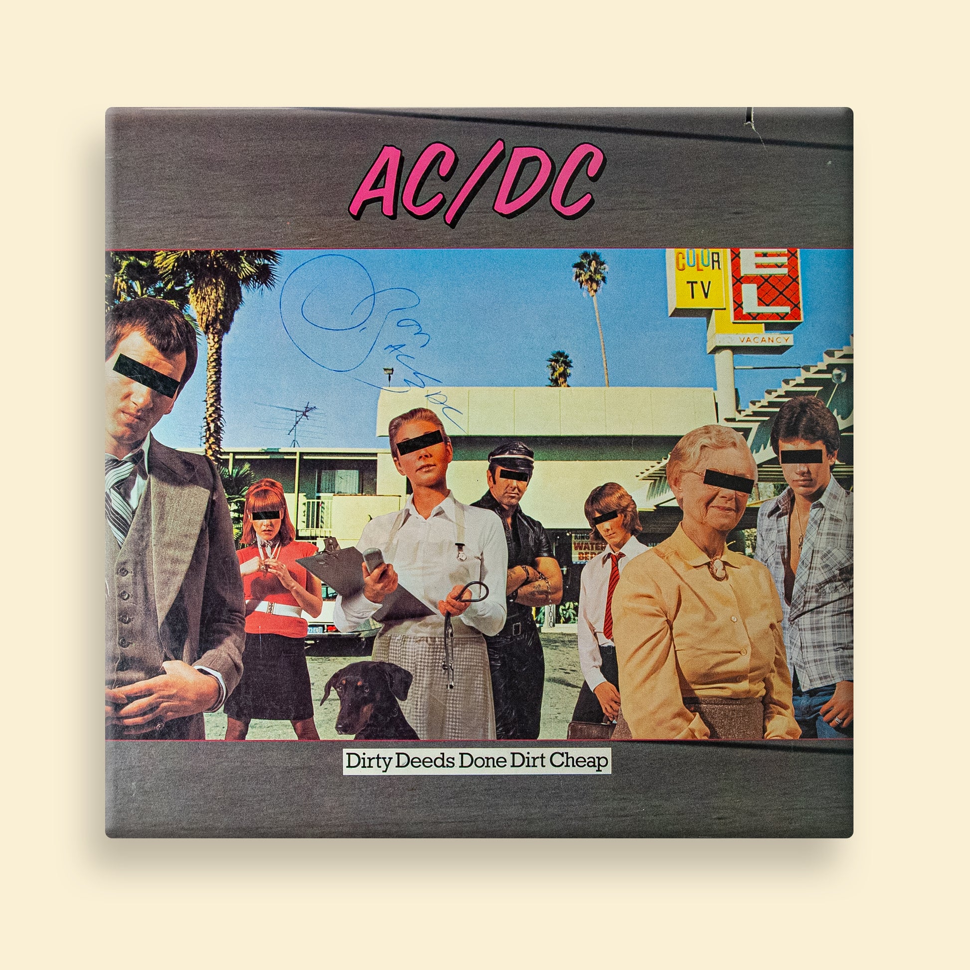 AC/DC - Dirty Deeds Done Dirt Cheap